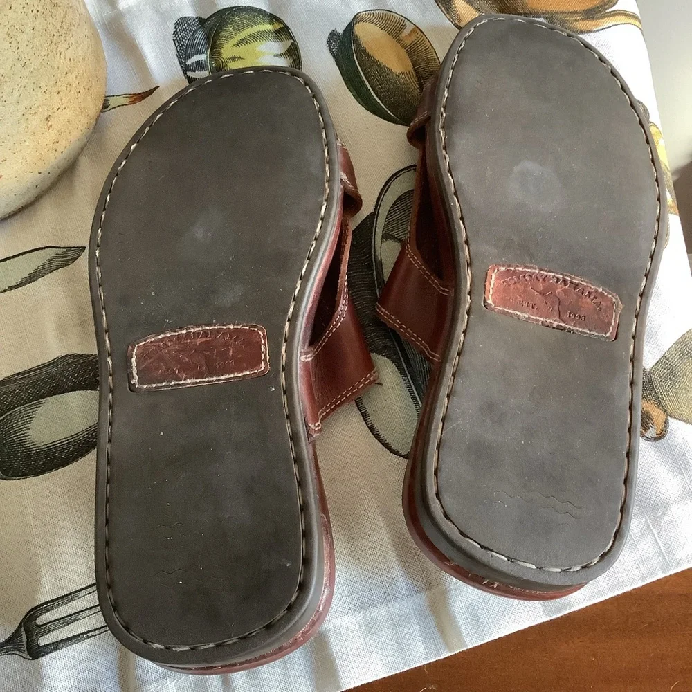 Tommy Bahama great quality